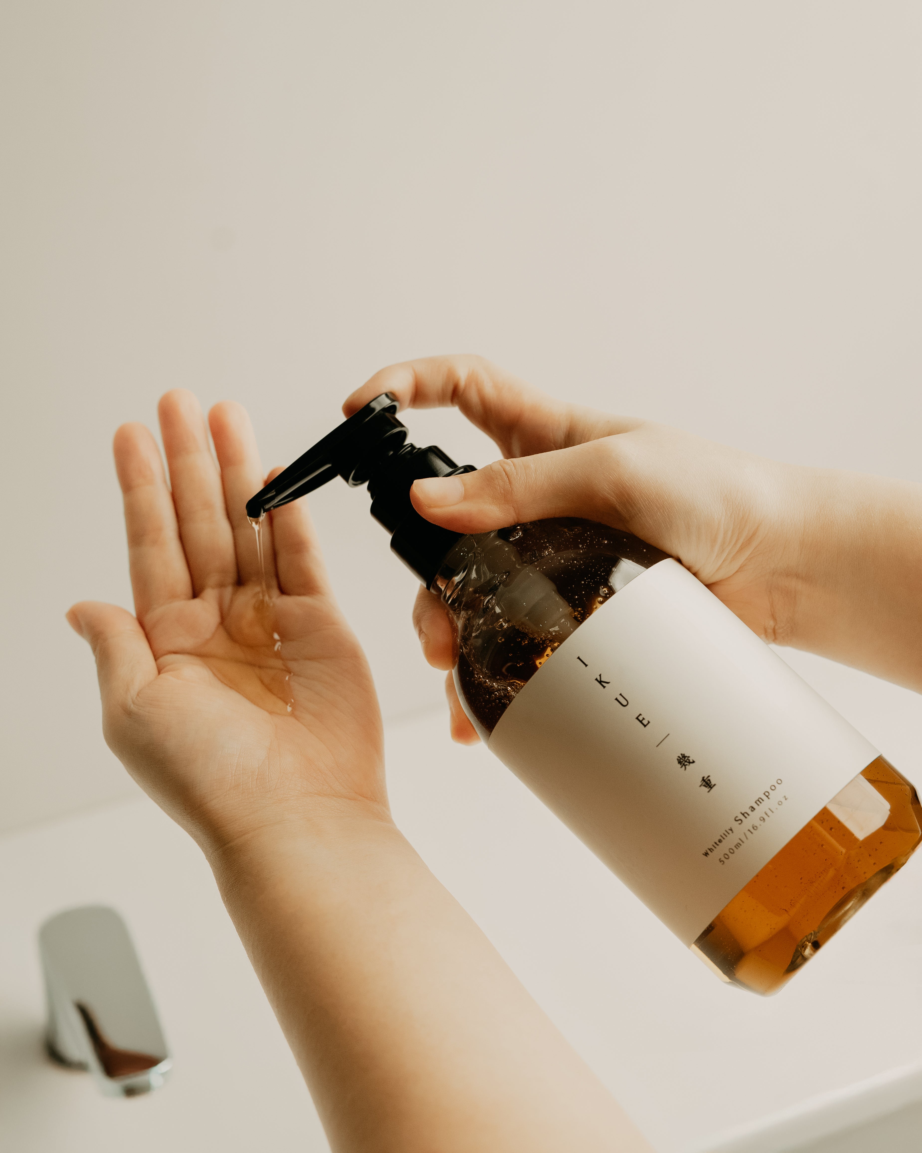 IKUE แชมพู แบบขวด 500มล.